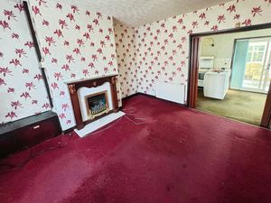 Lounge- click for photo gallery